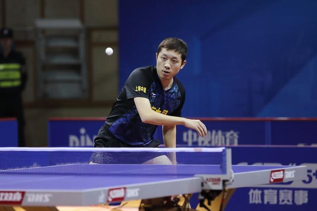 又能展示球 又能展示球