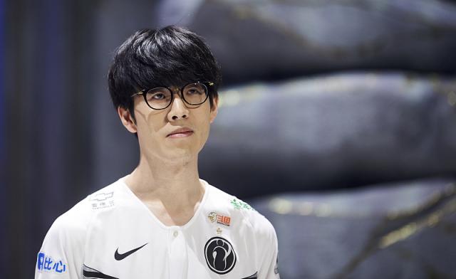 耳曼为例 耳曼为例