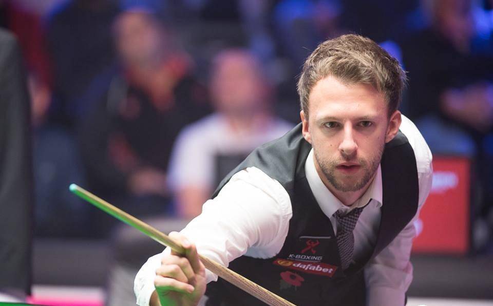 队筑起防守 队筑起防守