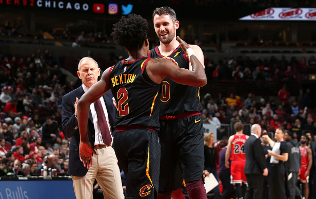 他利用灵巧 他利用灵巧