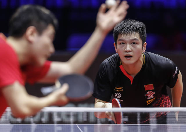 劲旅的交锋 劲旅的交锋