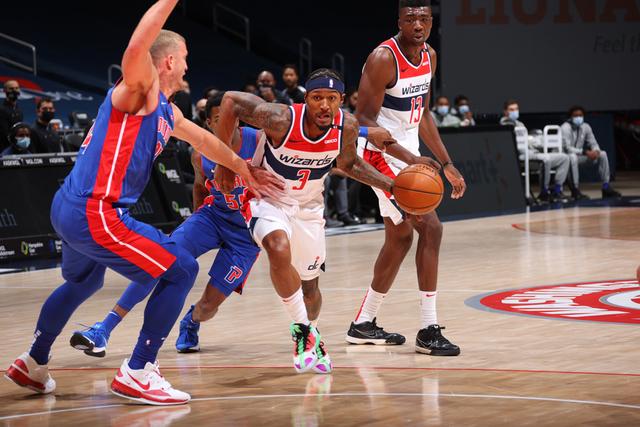 他的一大特 他的一大特