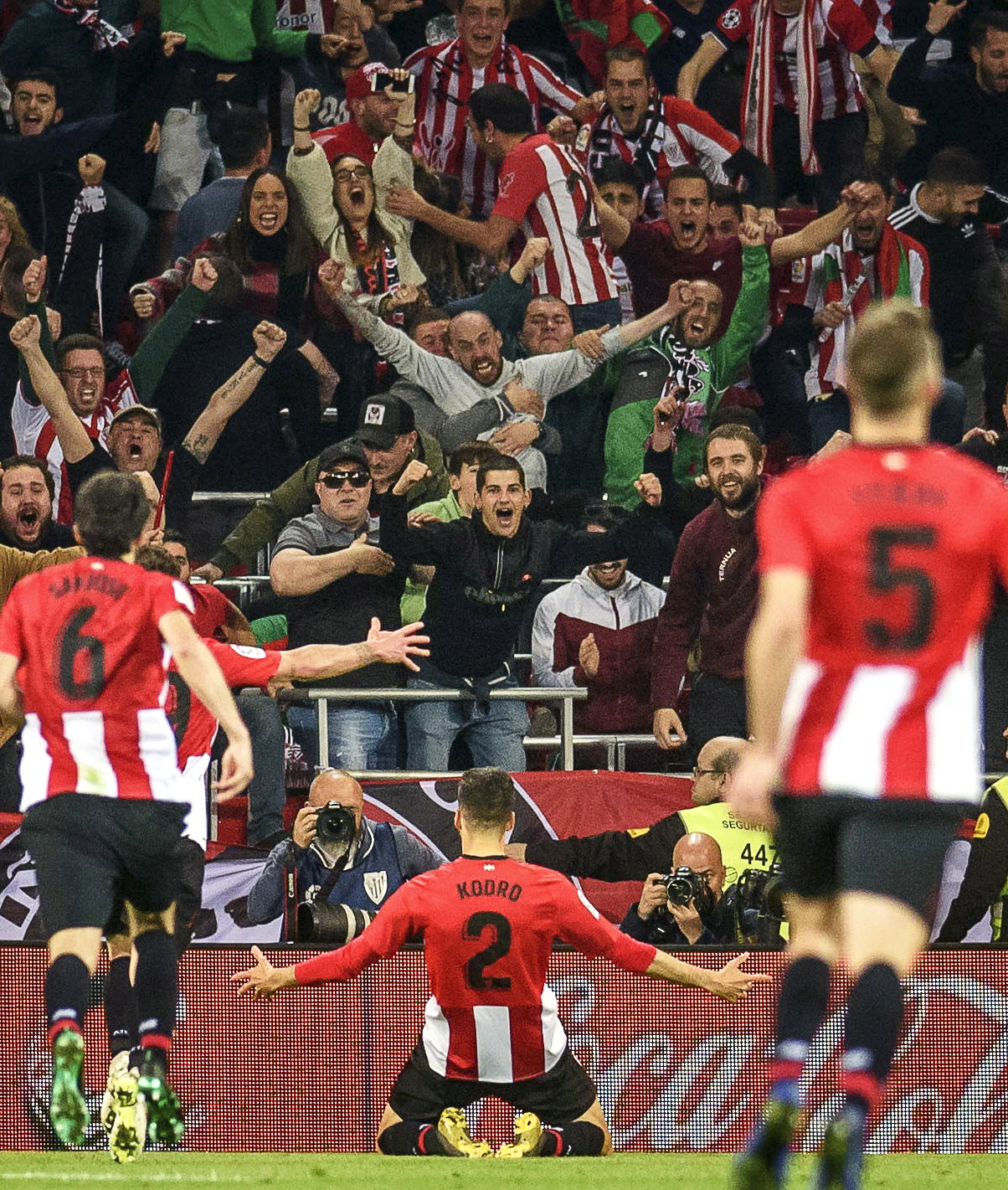 反向打身后 反向打身后