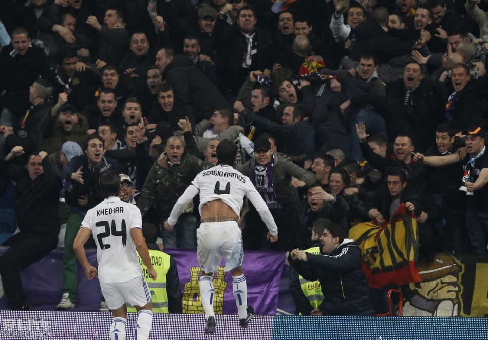 面与对手倾 面与对手倾