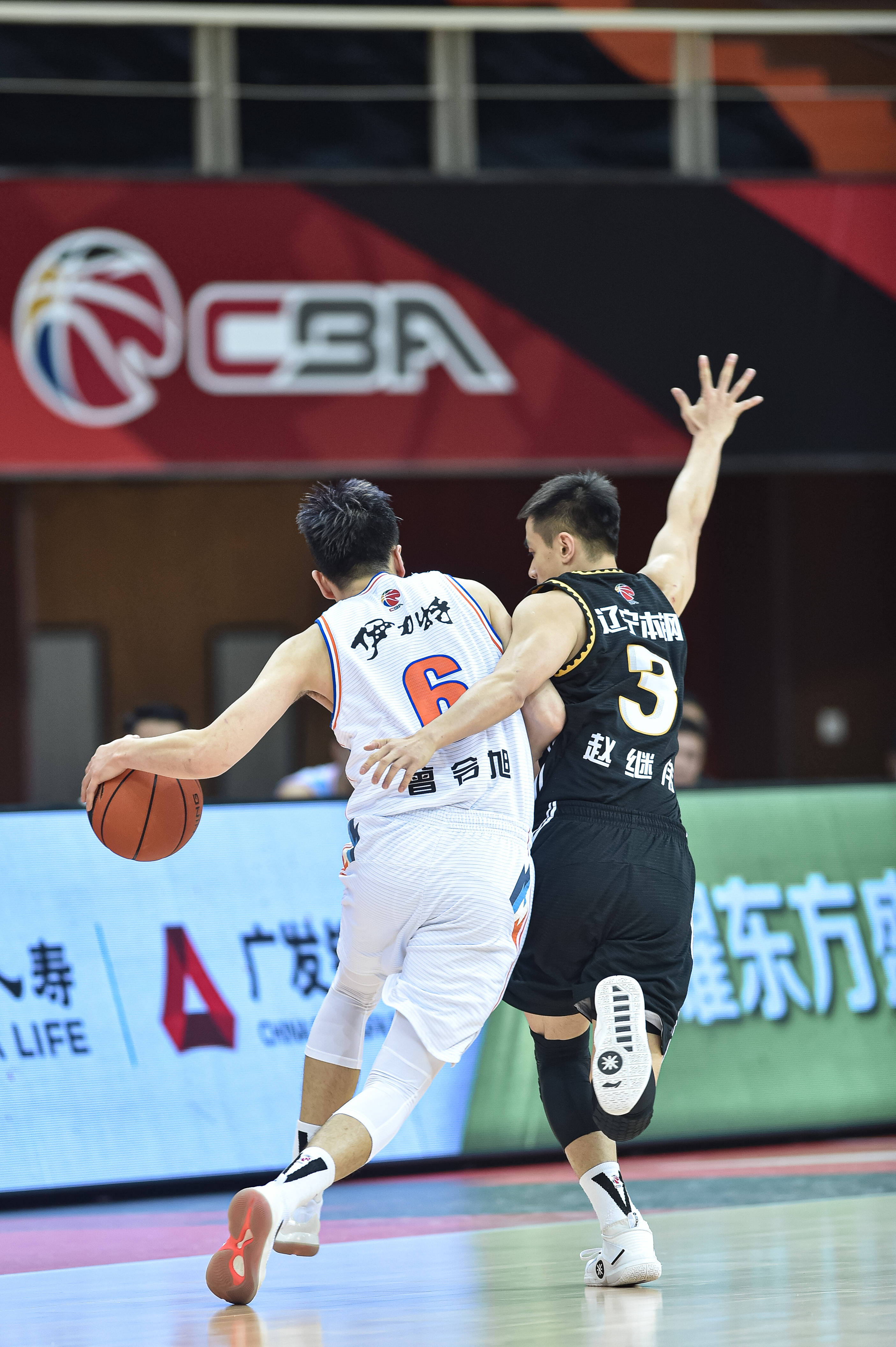 可在保持主 可在保持主